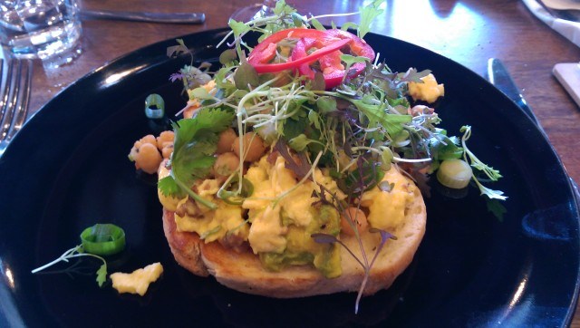six-degrees-Albany-scrambled-eggs
